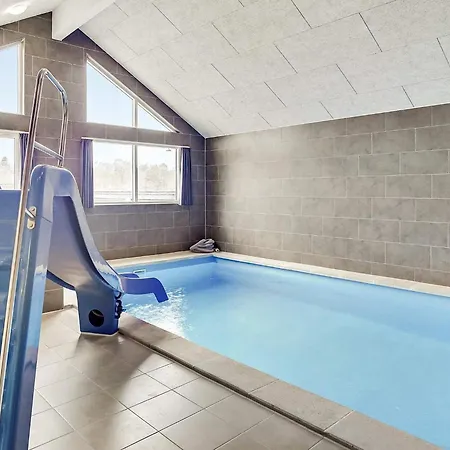 Holiday home Luxury Retreat With Pool - By Traum